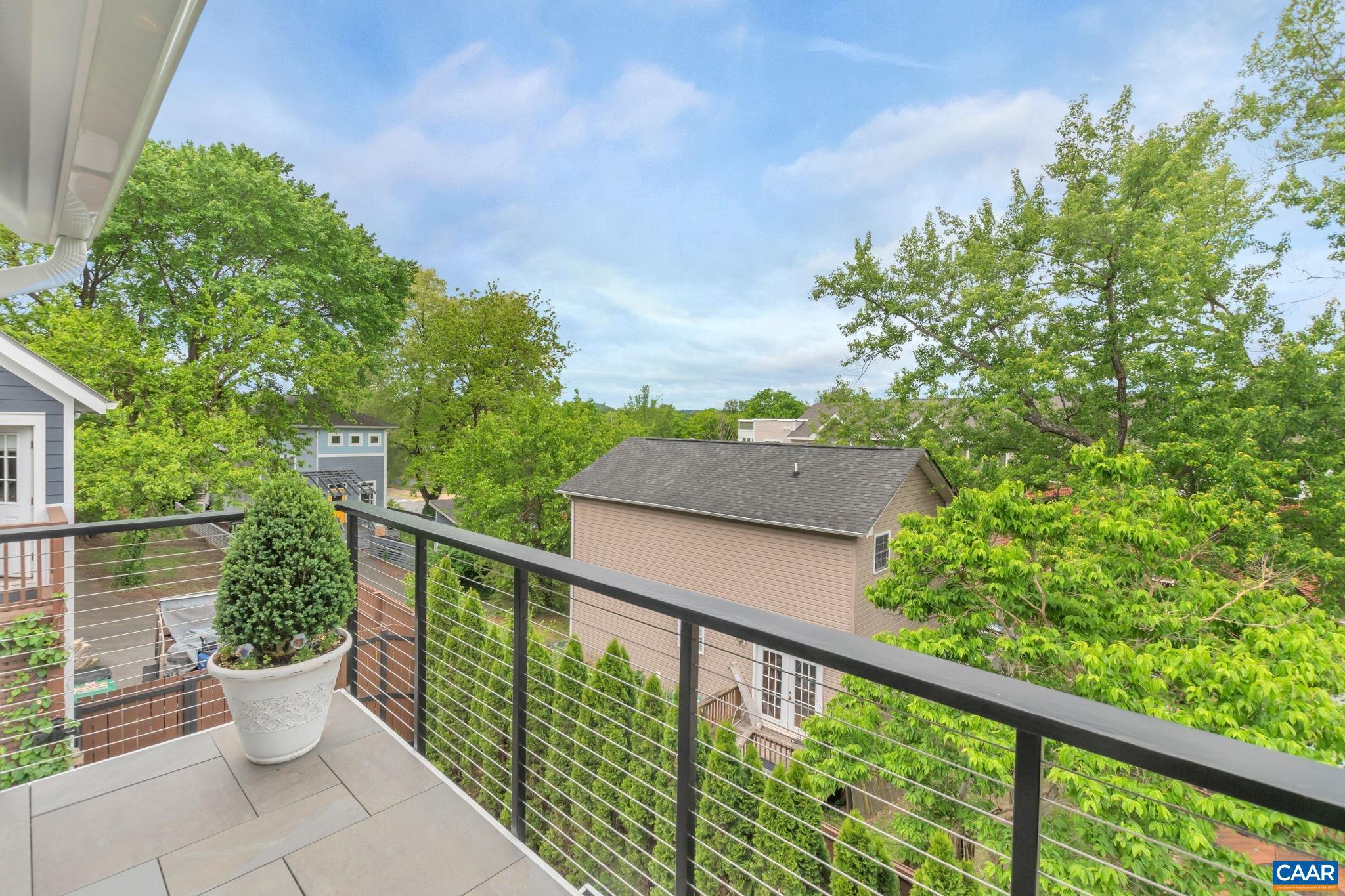 BELMONT - Residential