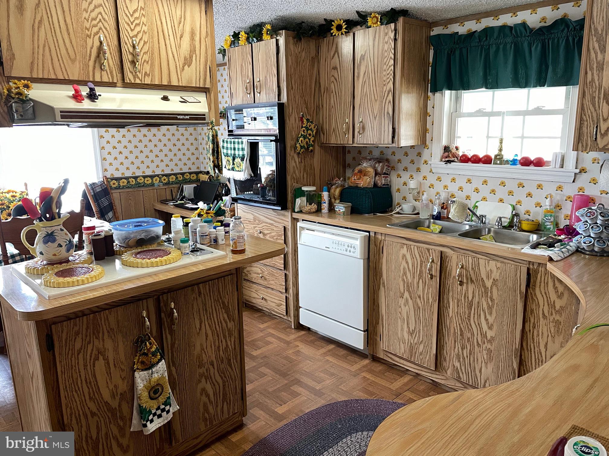 NEWBERRY ESTATES MHP - Residential