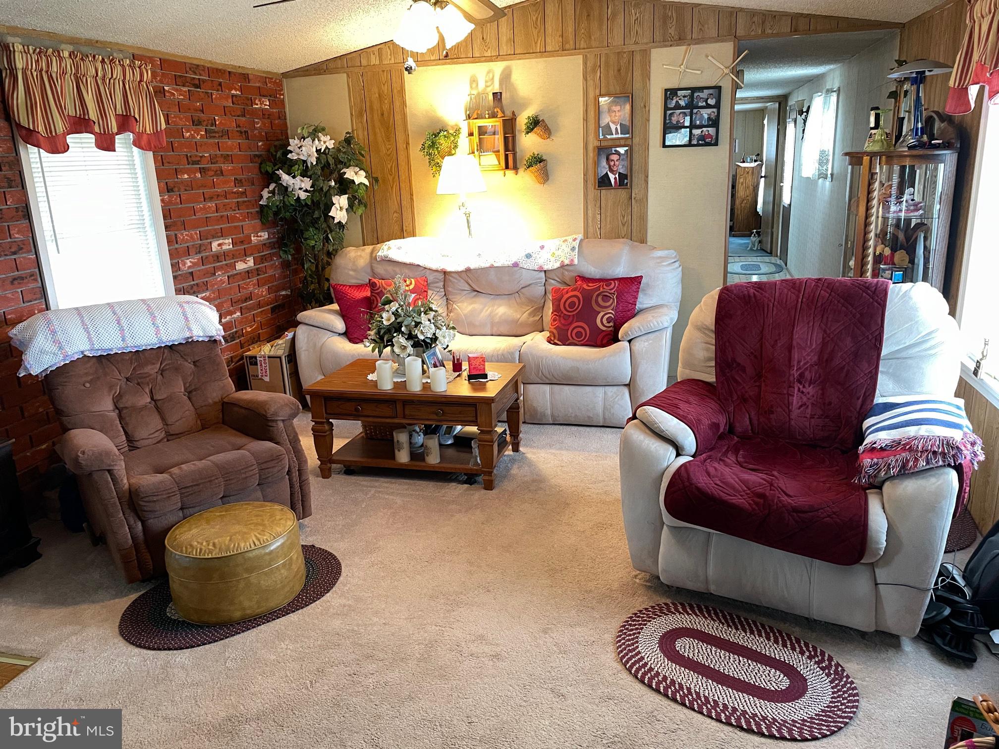 NEWBERRY ESTATES MHP - Residential
