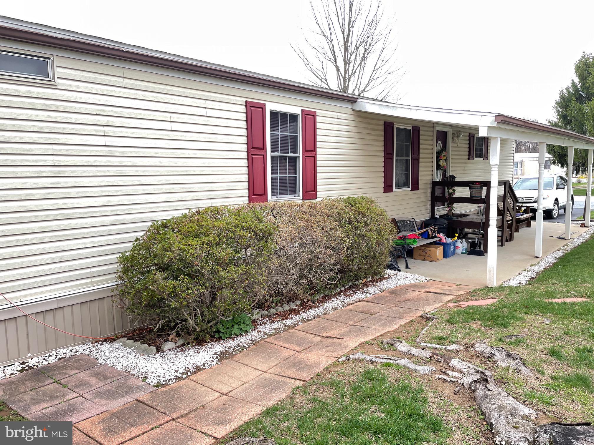 NEWBERRY ESTATES MHP - Residential