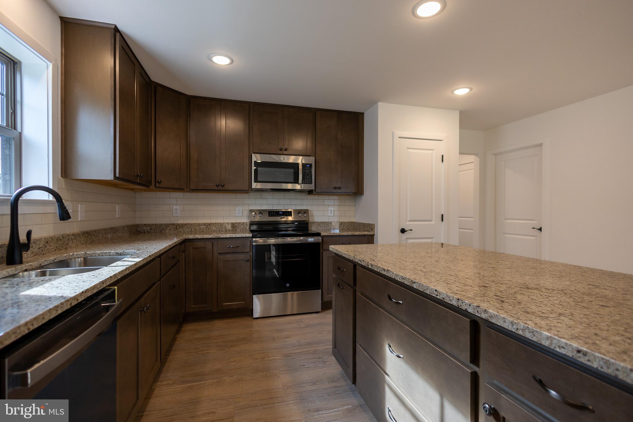 THE VILLAS AT WARM SPRINGS - Residential