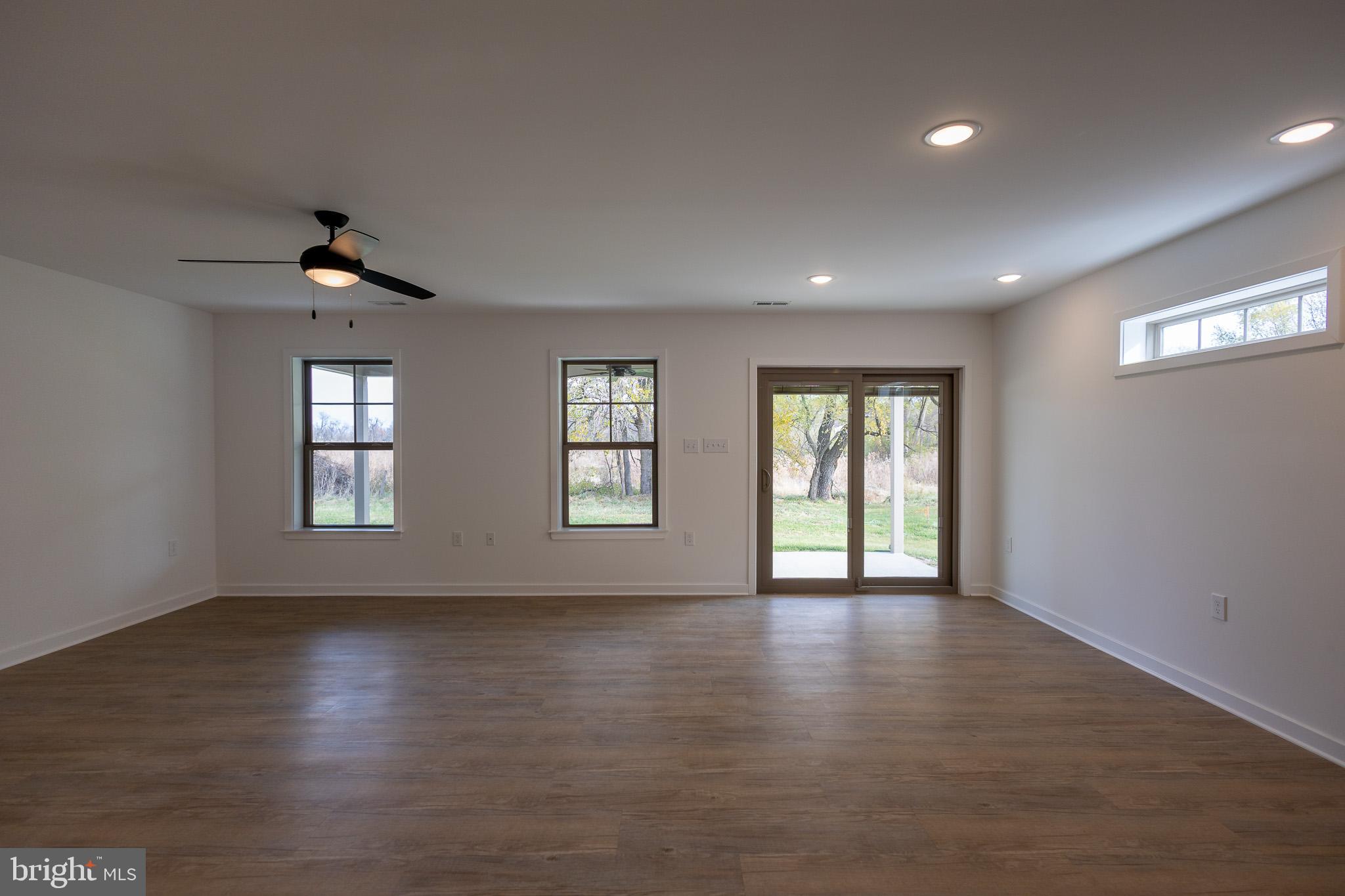 THE VILLAS AT WARM SPRINGS - Residential