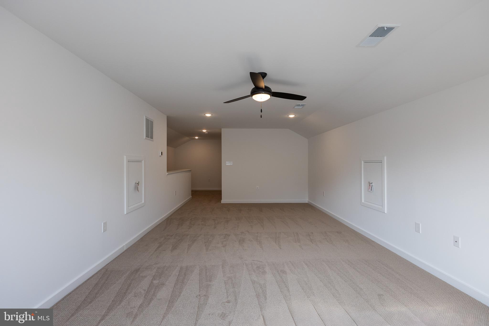 THE VILLAS AT WARM SPRINGS - Residential