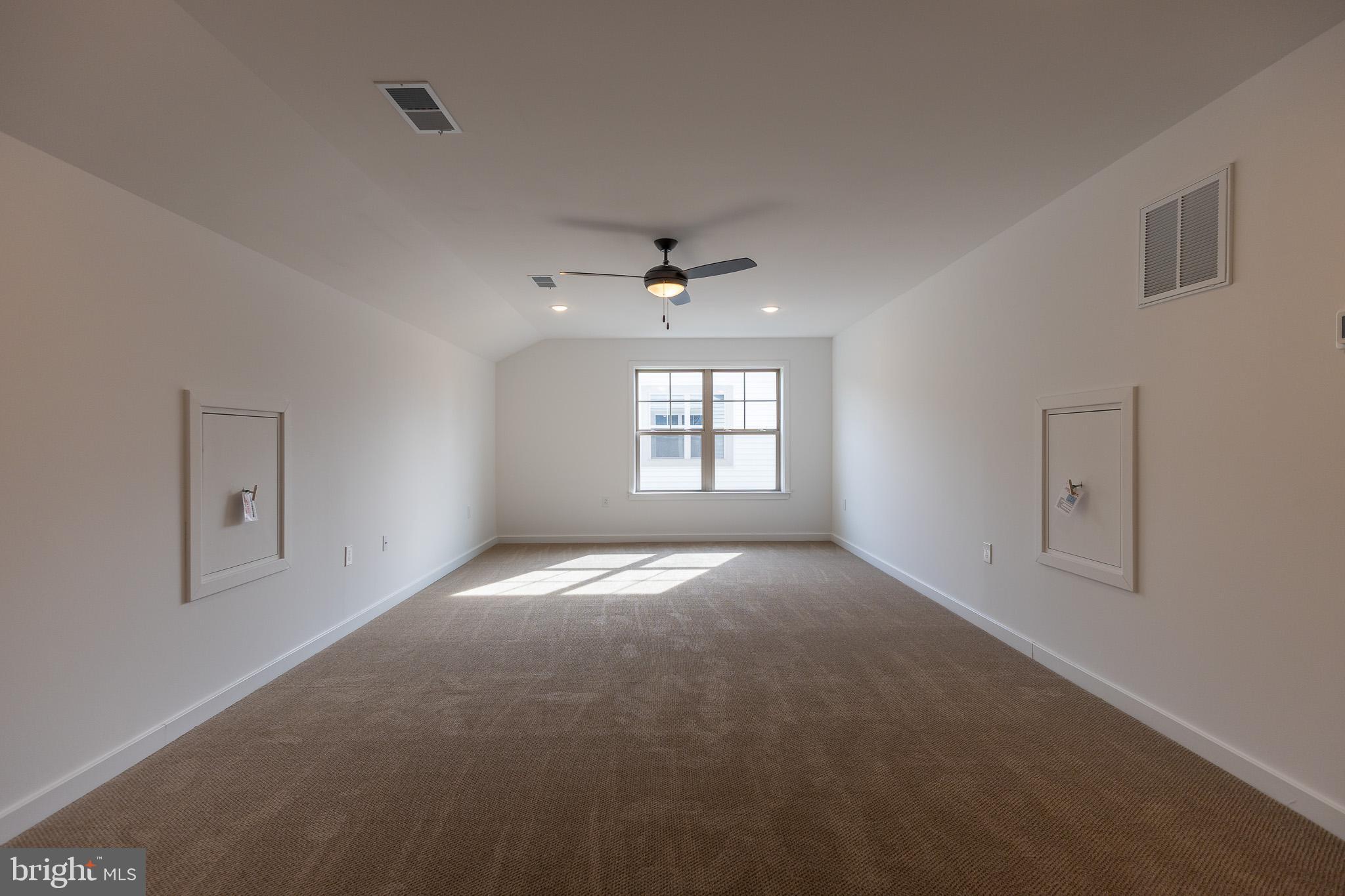 THE VILLAS AT WARM SPRINGS - Residential