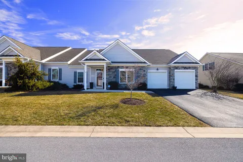 12915 Hawkins Circle Unit 57, Hagerstown, MD MLS: MDWA2026934