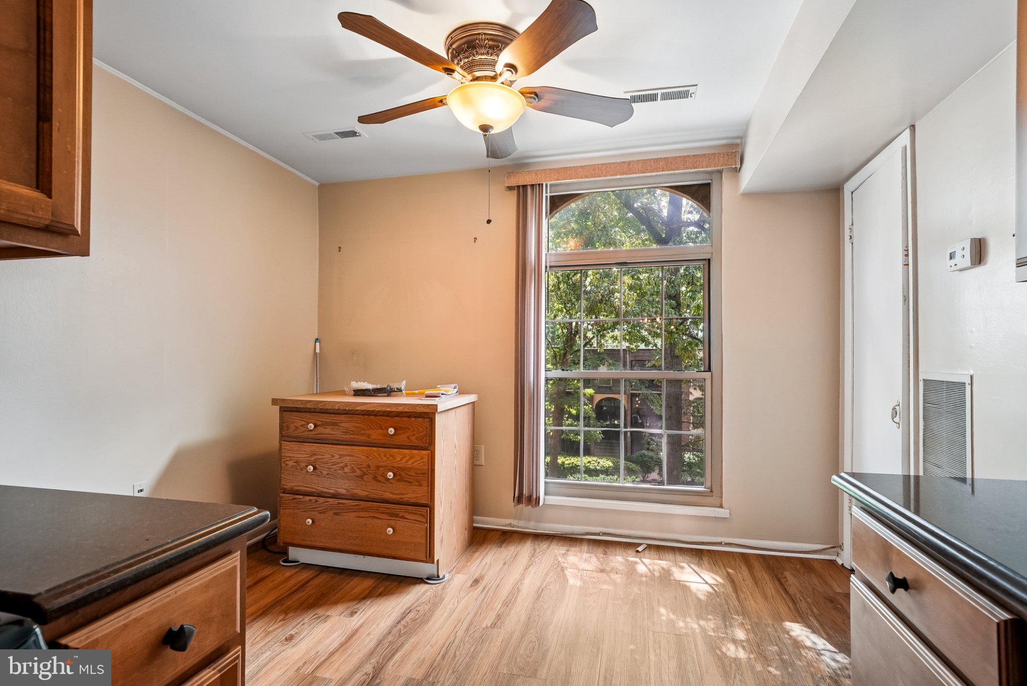 3360 WOODBURN ROAD 33