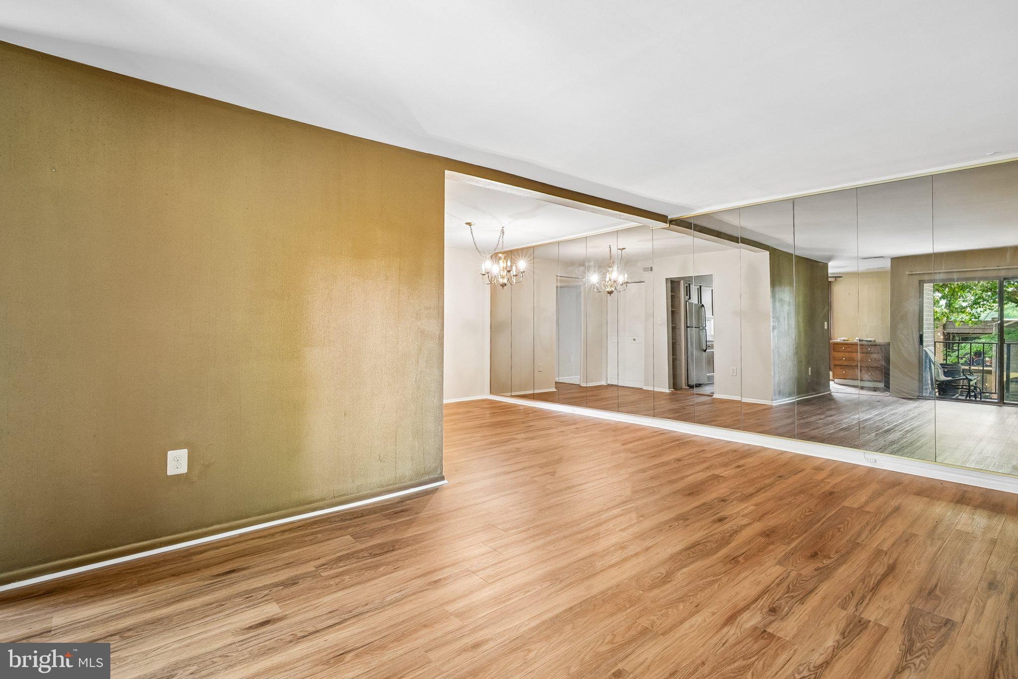 3360 WOODBURN ROAD 33