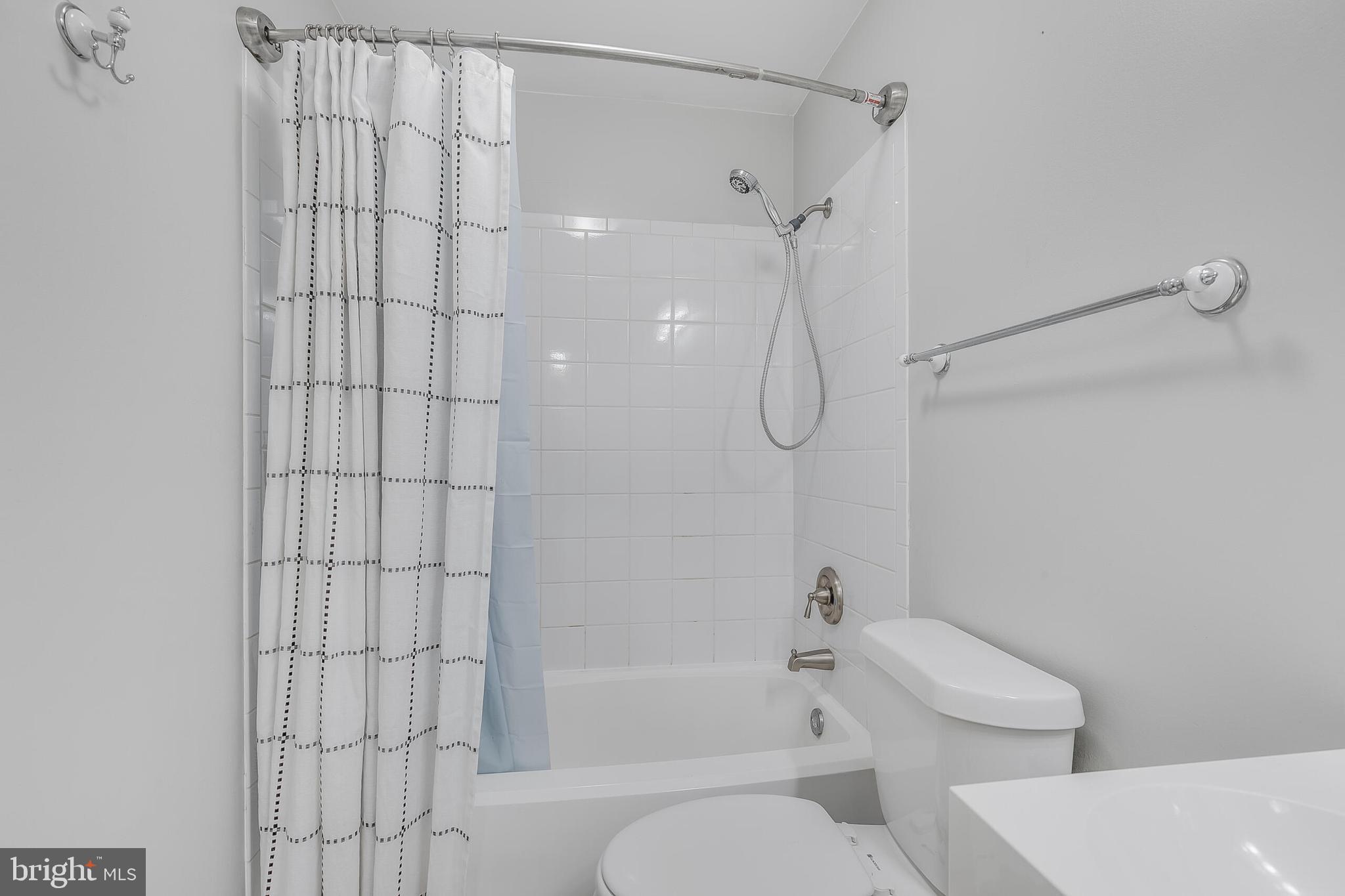 GAMBRILL ESTATES - Residential