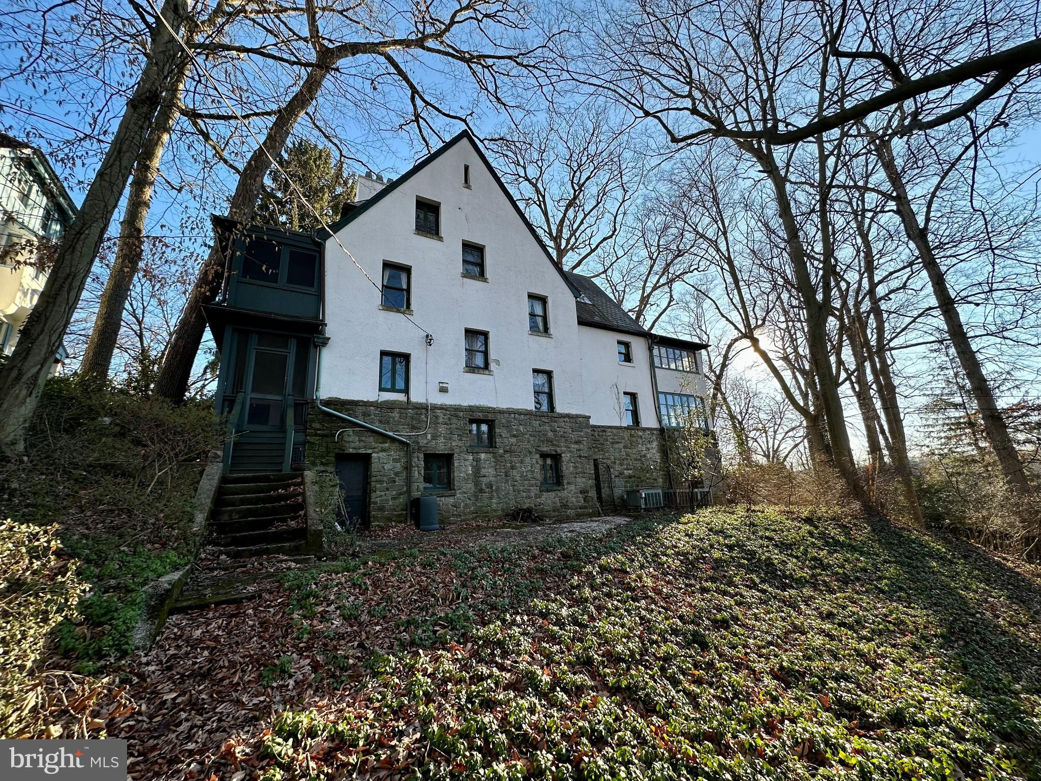 112 ELMHURST ROAD