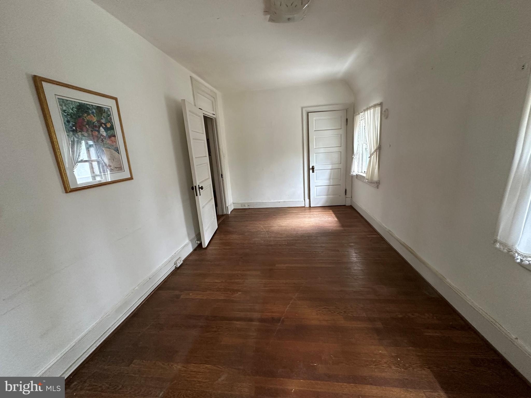 ROLAND PARK - Residential