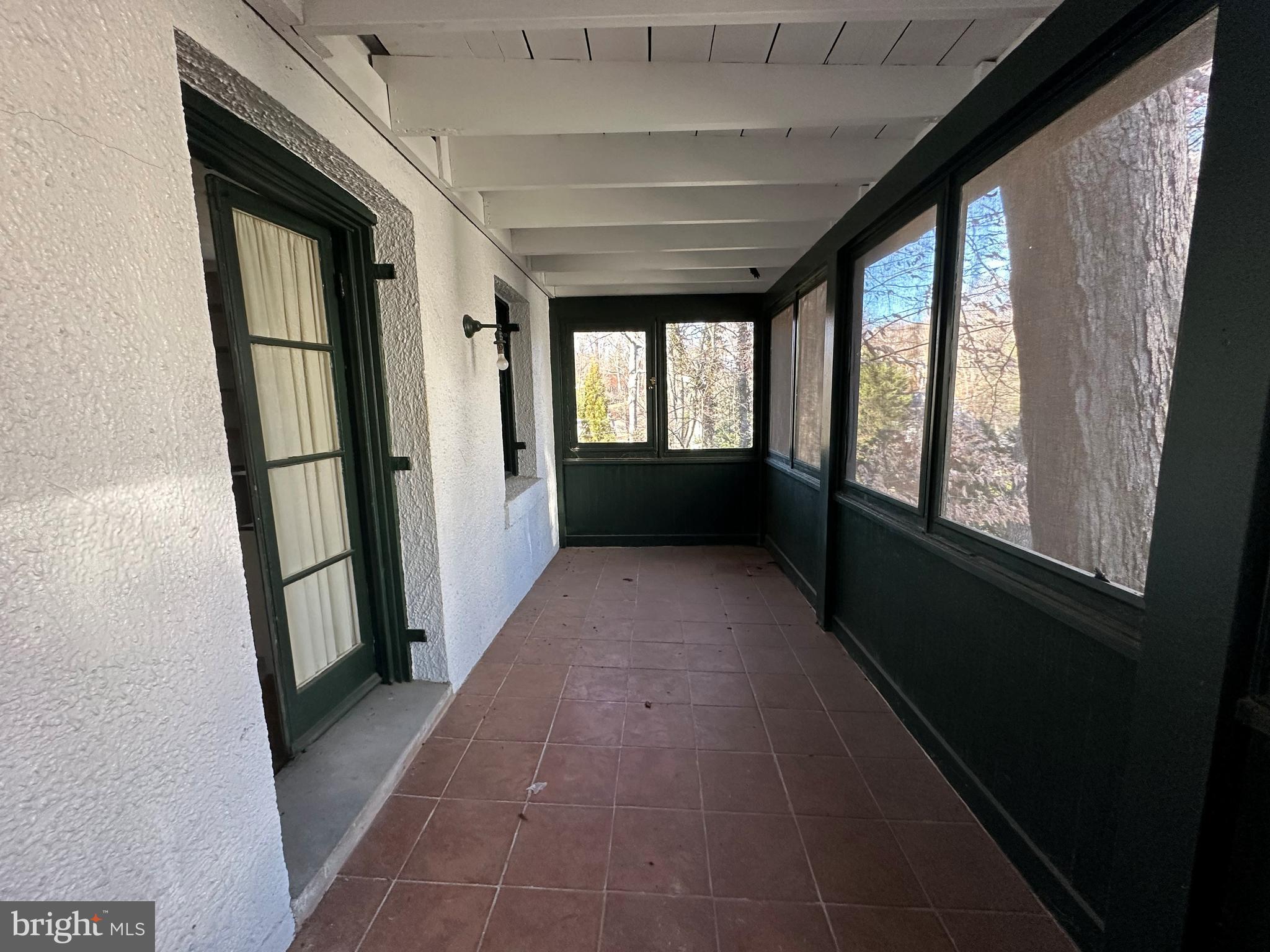 ROLAND PARK - Residential