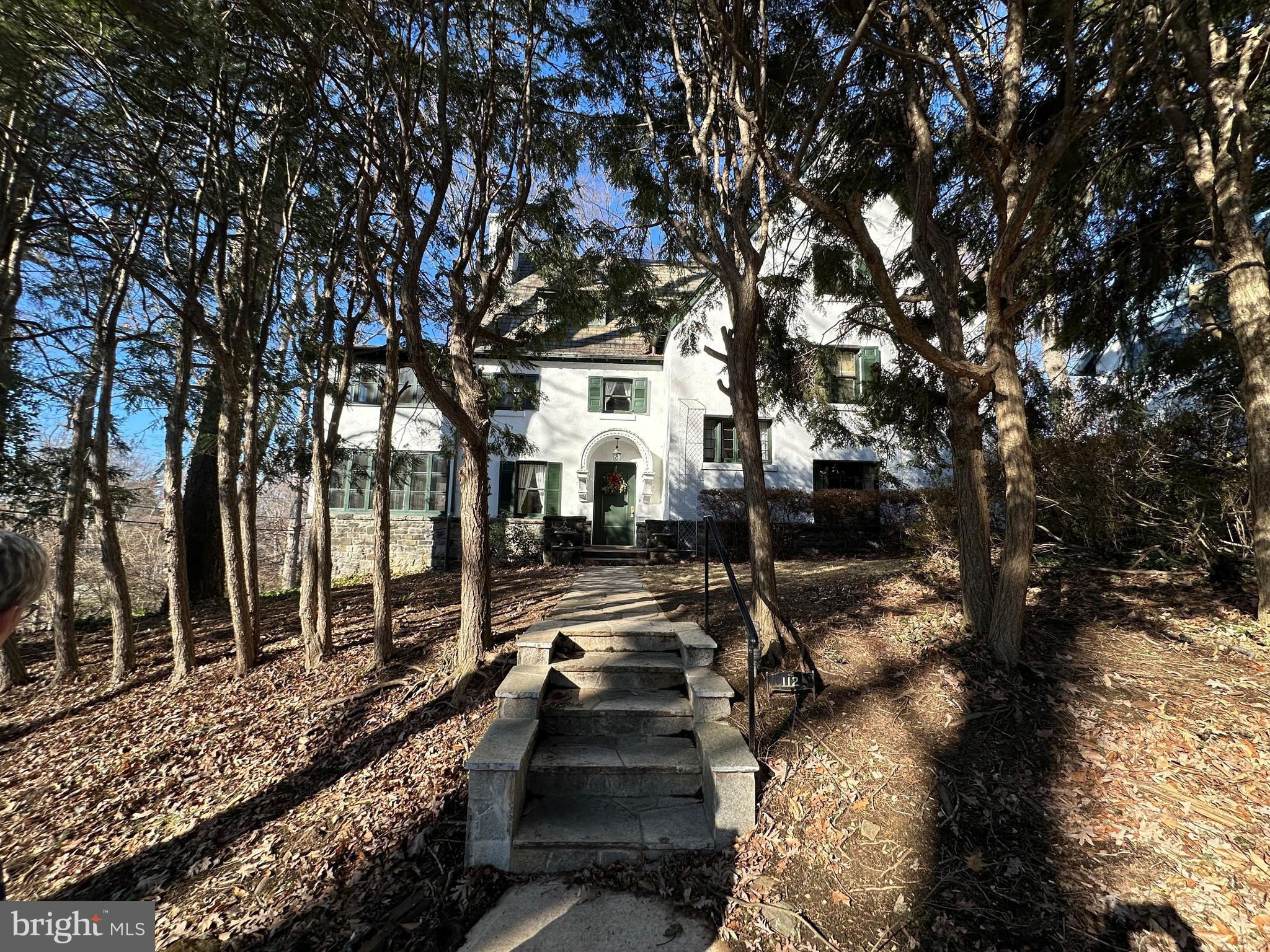 ROLAND PARK - Residential