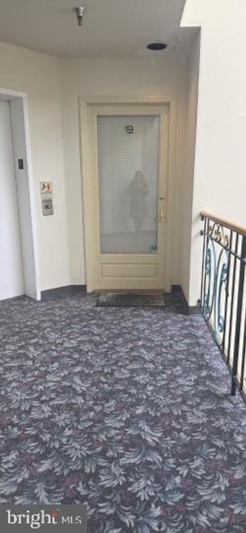 Photo of 127 Us-206, TRENTON, NJ 08610 (MLS # NJME2077590)