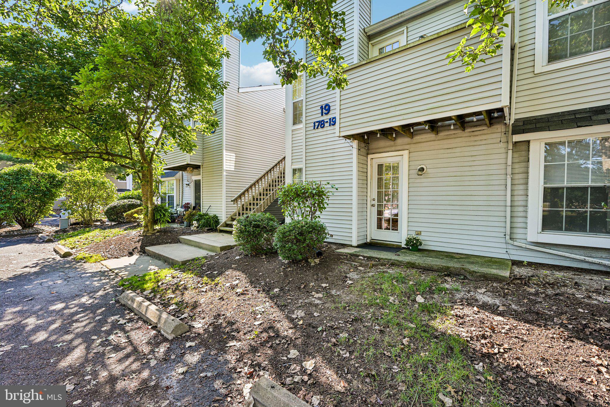 178 MEADOW RDG