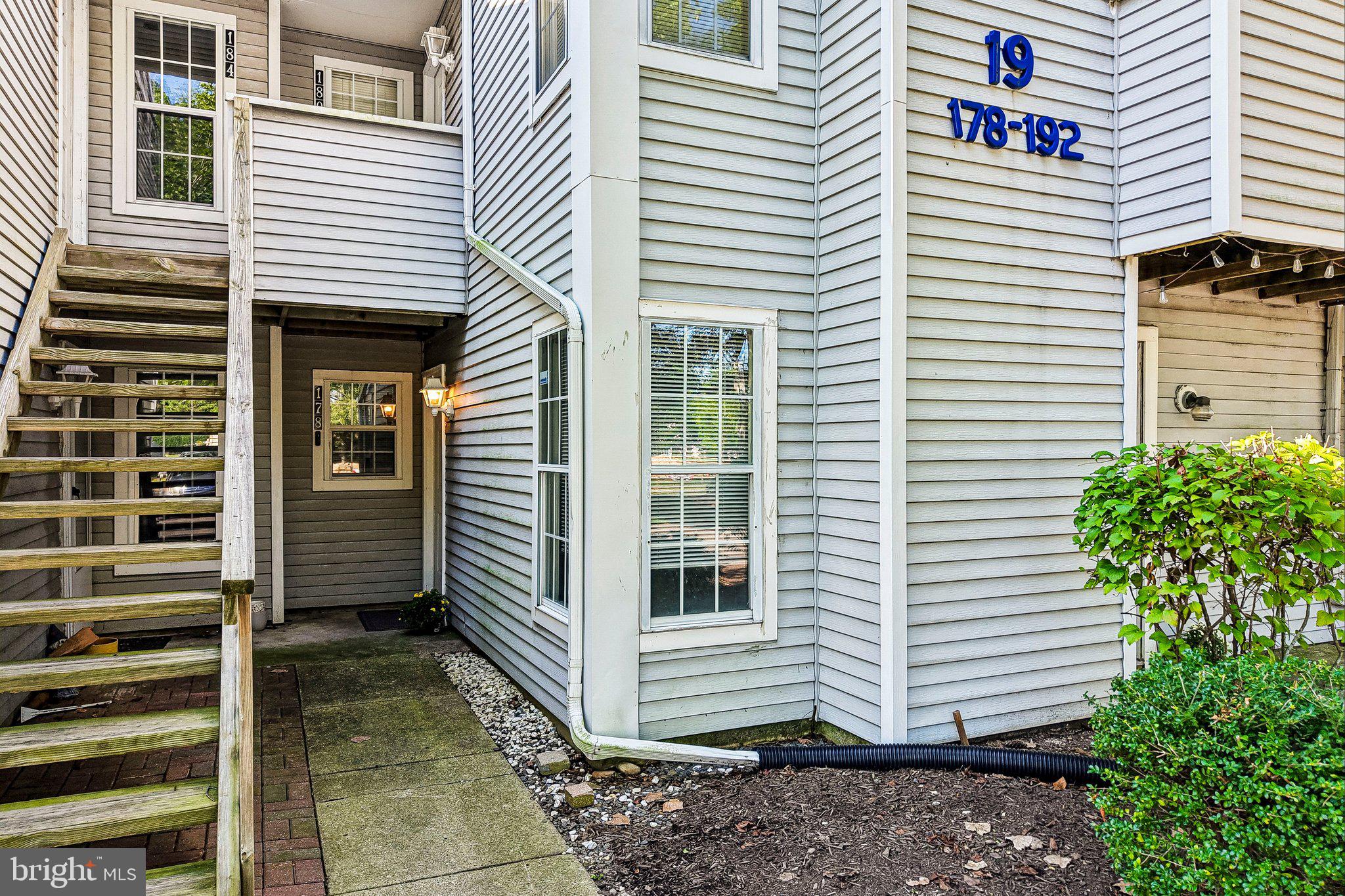 178 MEADOW RDG