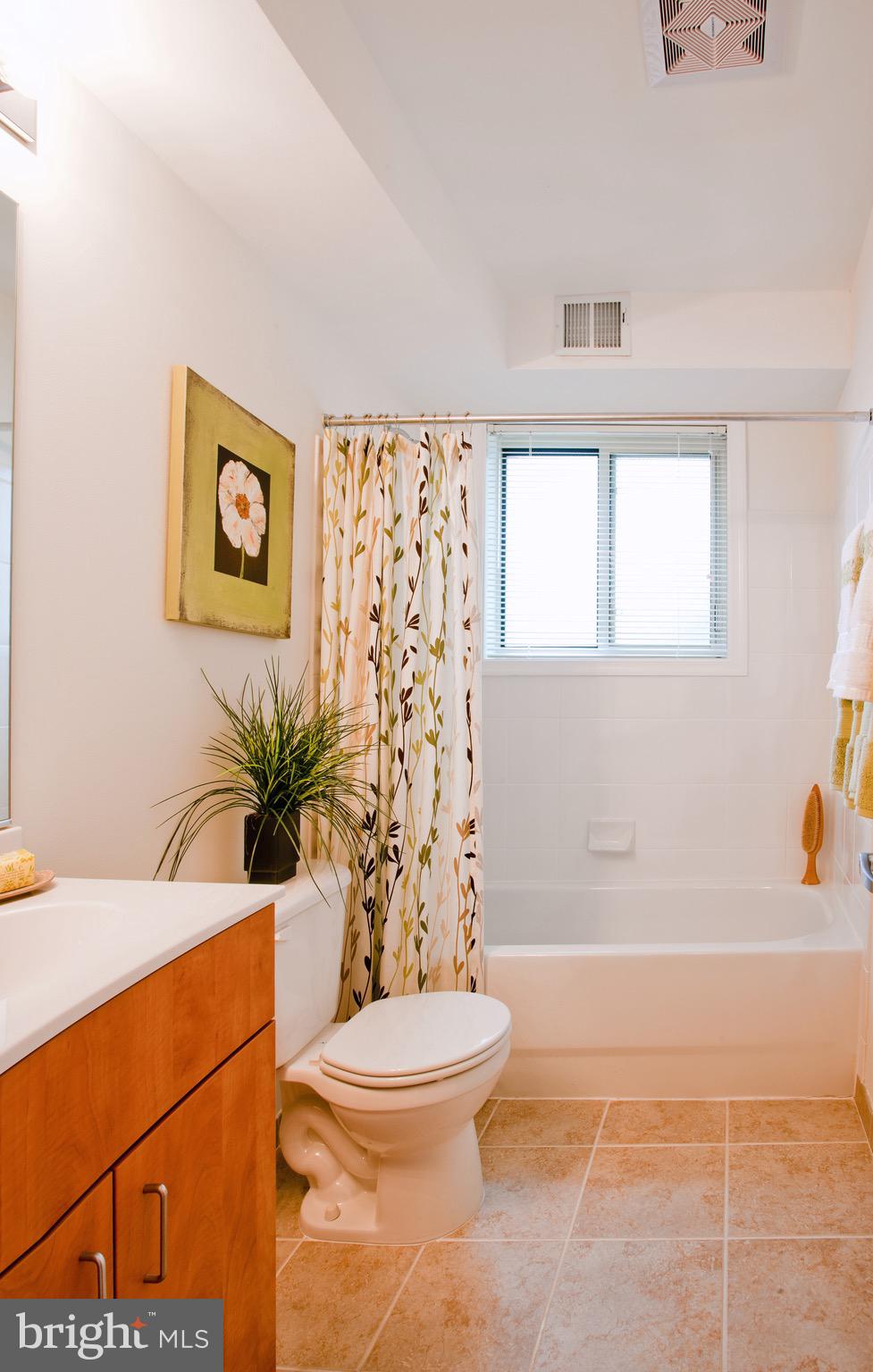 THE LANDING AT SPA CREEK - Residential