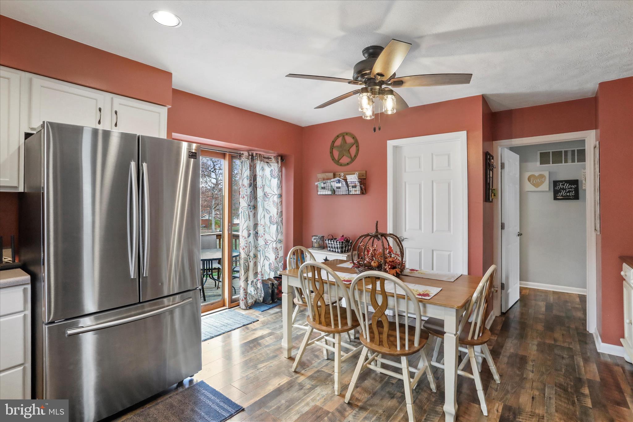 CRESAPTOWN - Residential