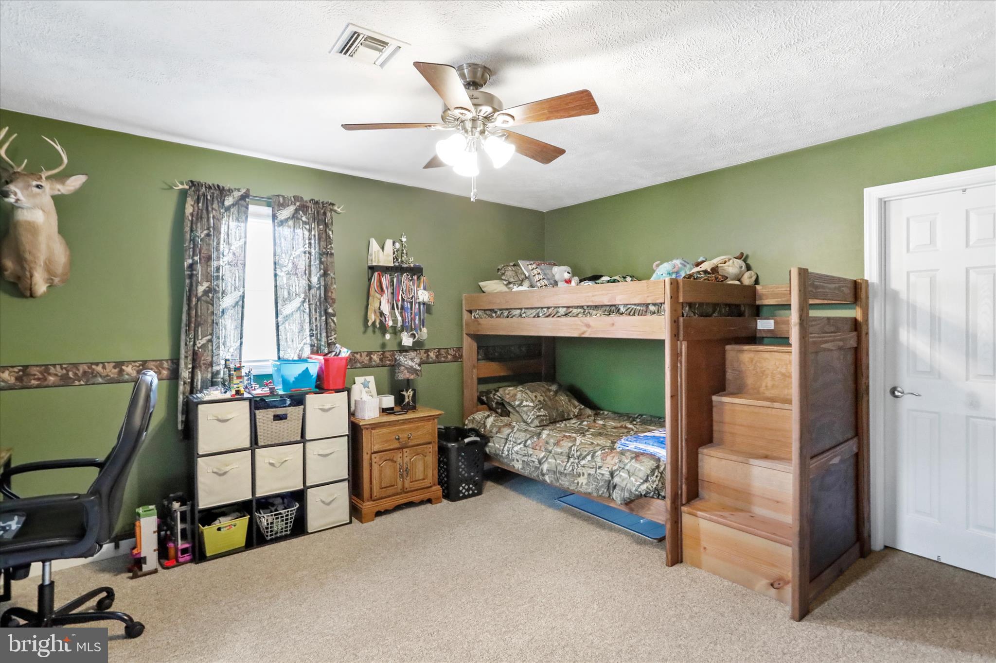 CRESAPTOWN - Residential