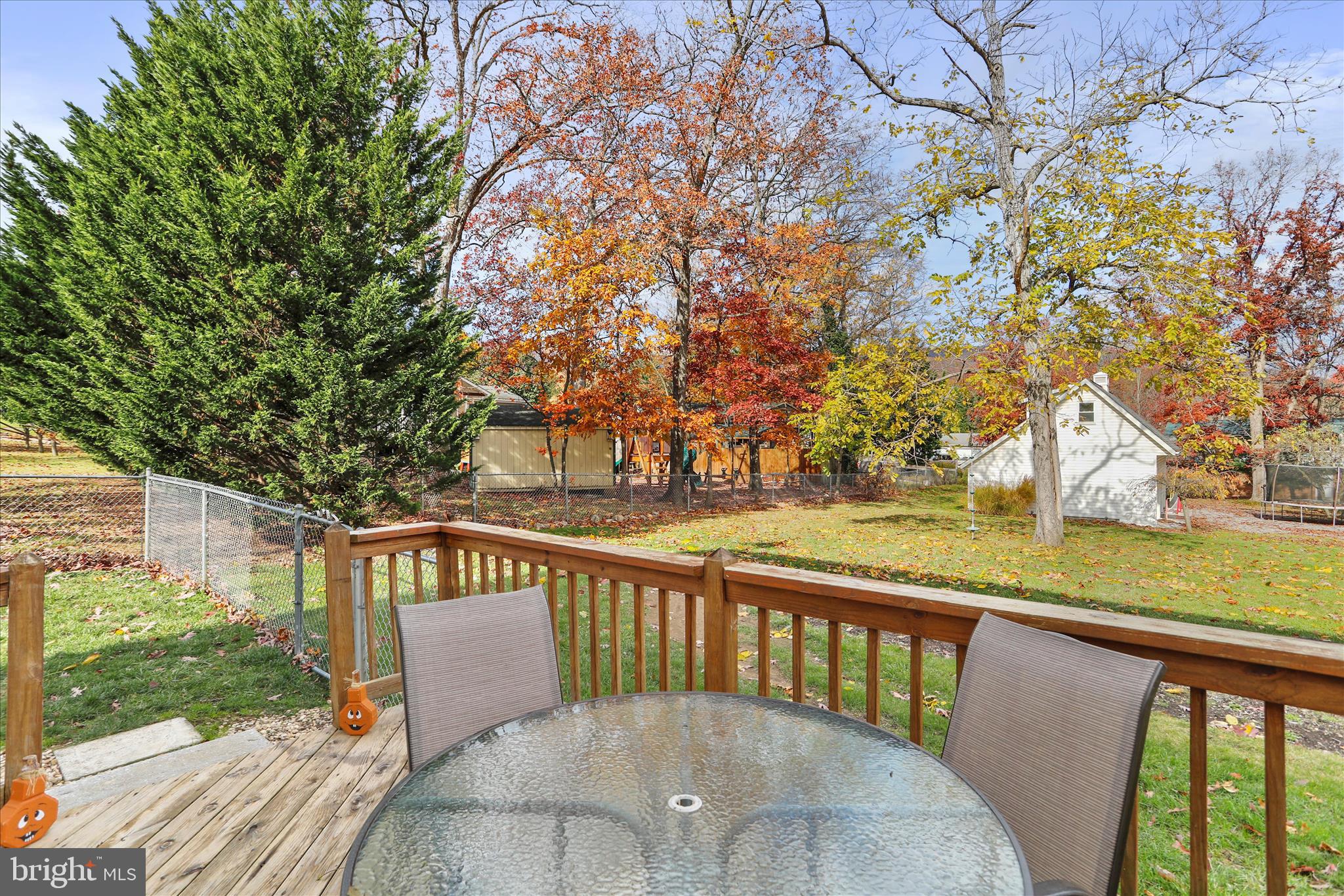 CRESAPTOWN - Residential