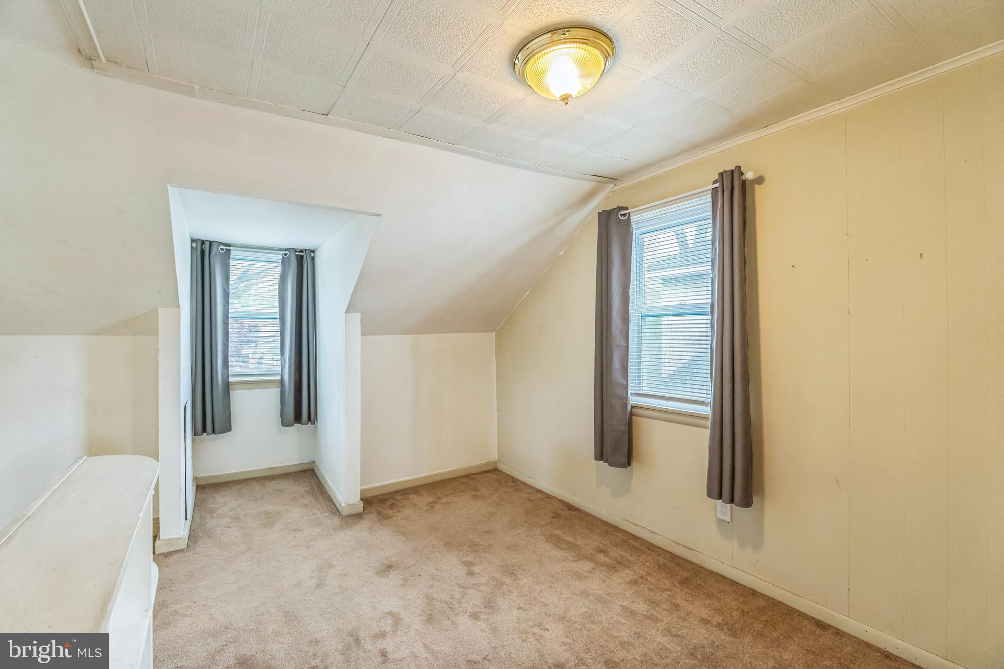 NORTH HILLS - Residential