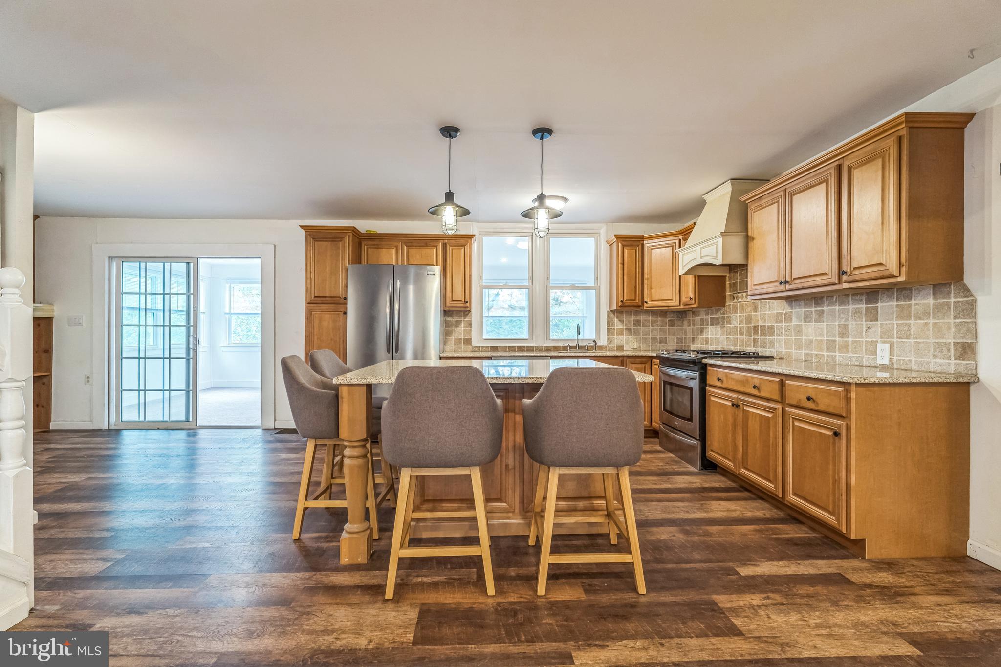 NORTH HILLS - Residential