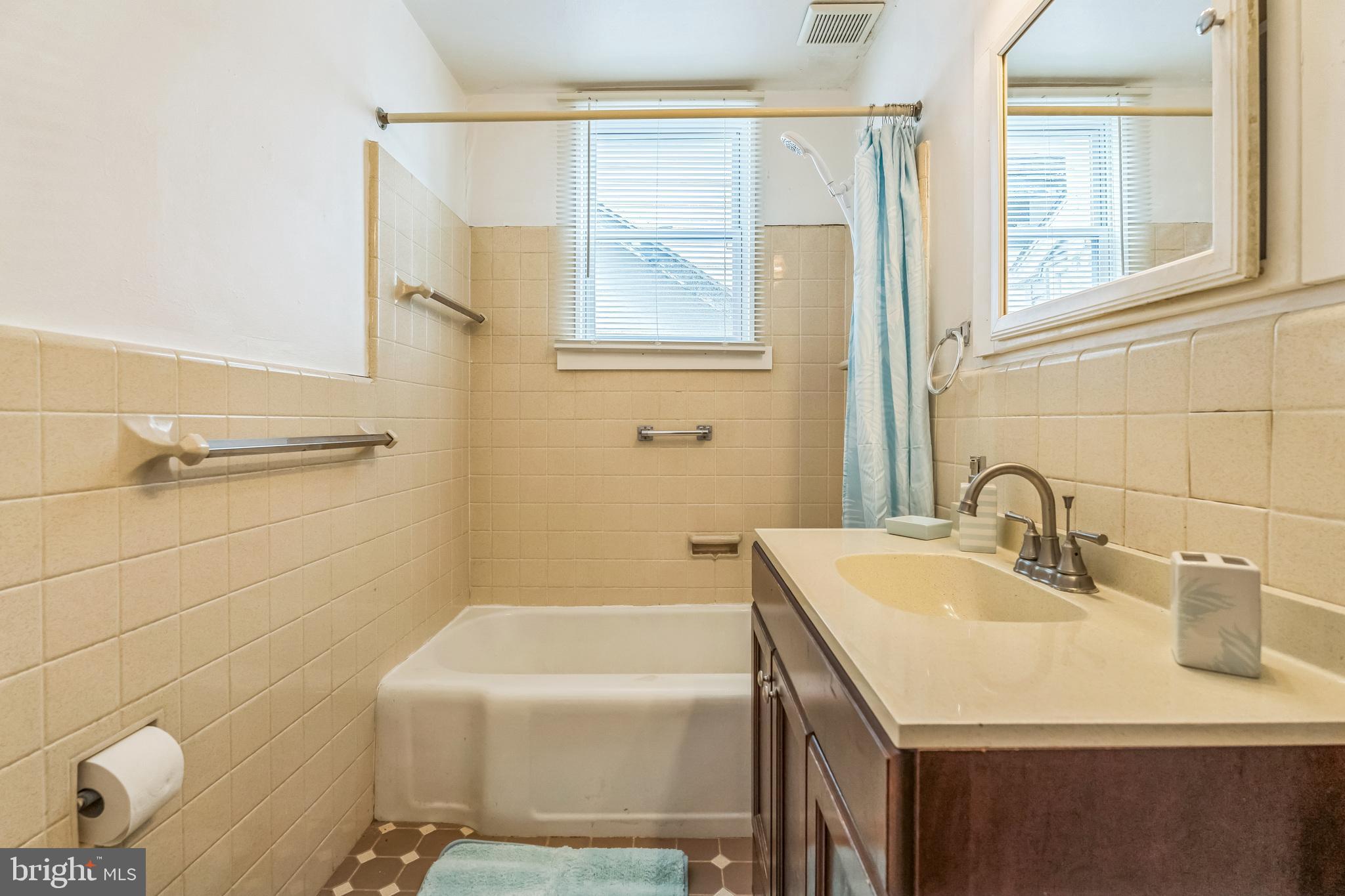 NORTH HILLS - Residential