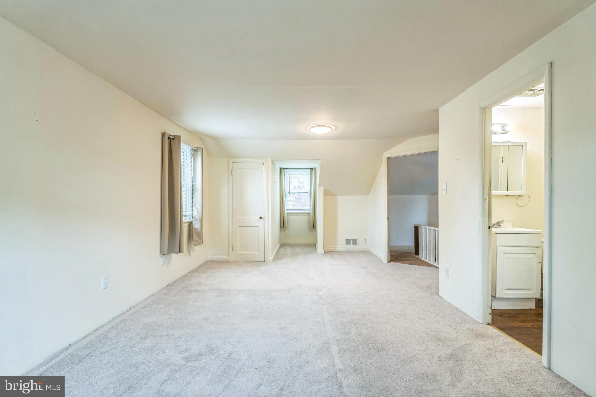 NORTH HILLS - Residential