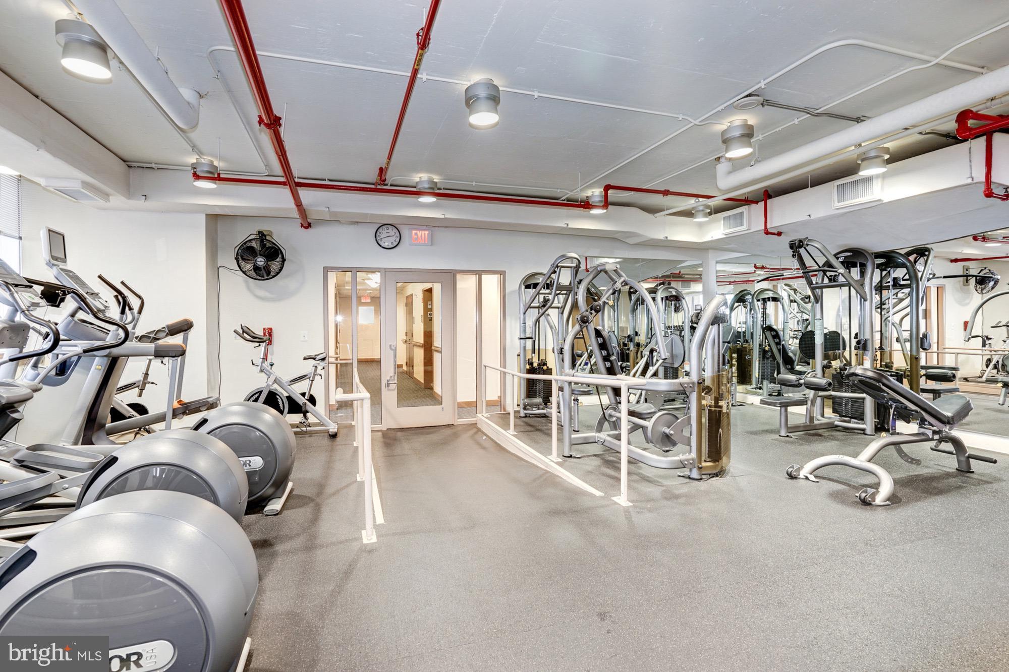 RESIDENCES AT LIBERTY CENTER - Residential Lease