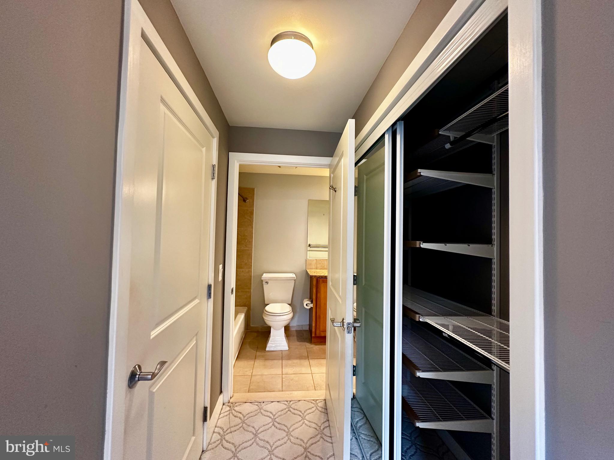 RESIDENCES AT LIBERTY CENTER - Residential Lease