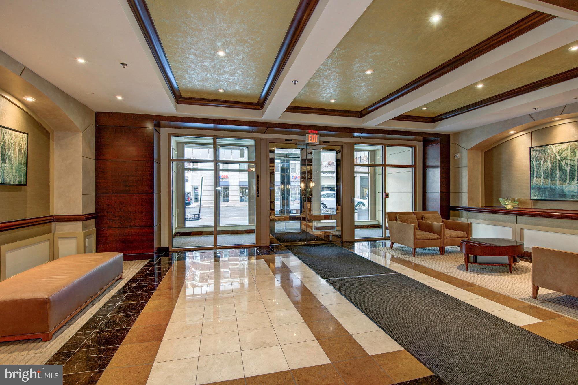 RESIDENCES AT LIBERTY CENTER - Residential Lease