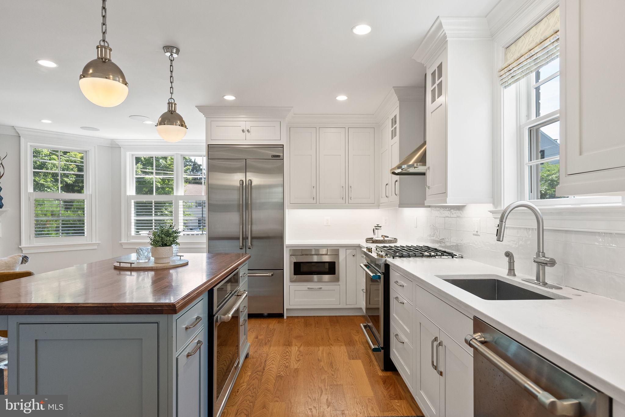 BATTERY PARK - Residential