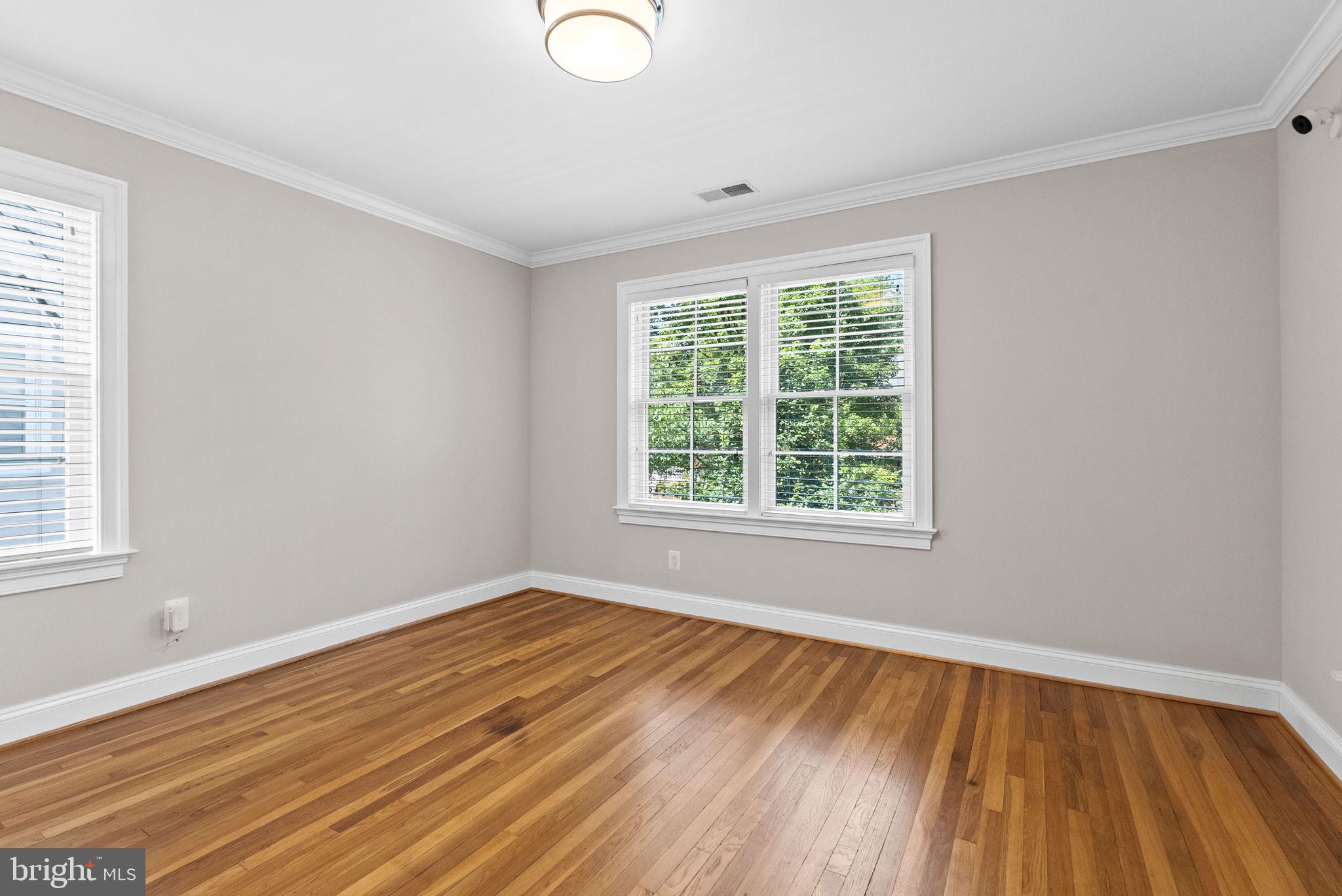 BATTERY PARK - Residential