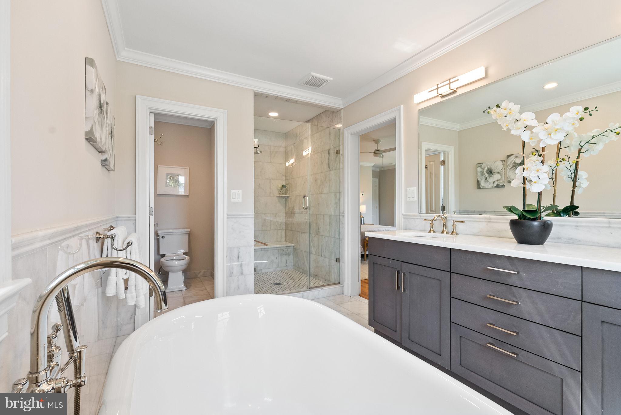 BATTERY PARK - Residential