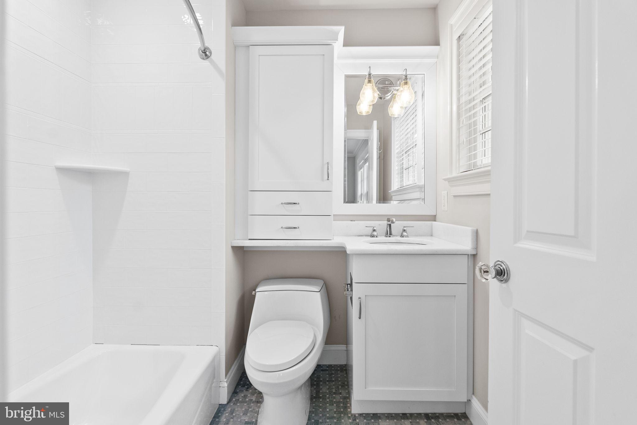 BATTERY PARK - Residential