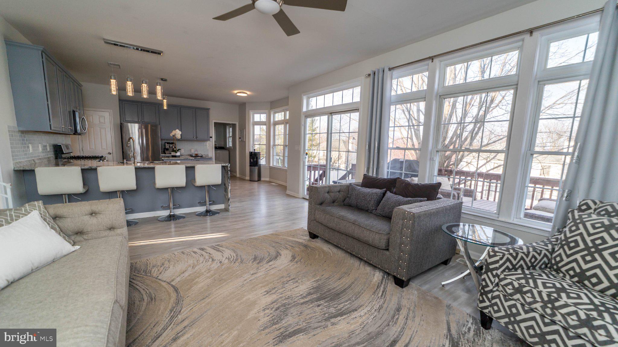 FROST HOLLOW KNOLLS - Residential