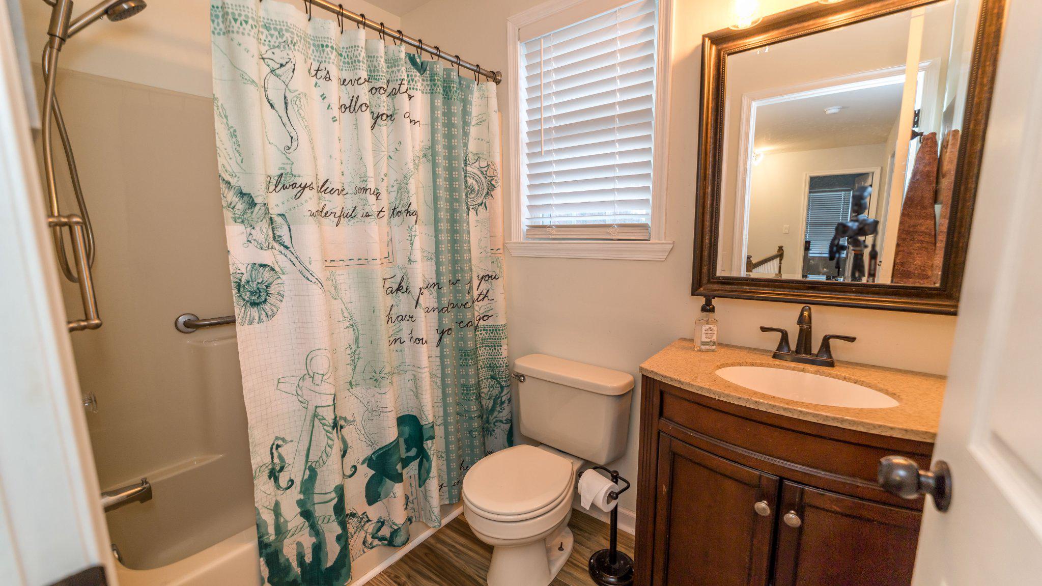 FROST HOLLOW KNOLLS - Residential