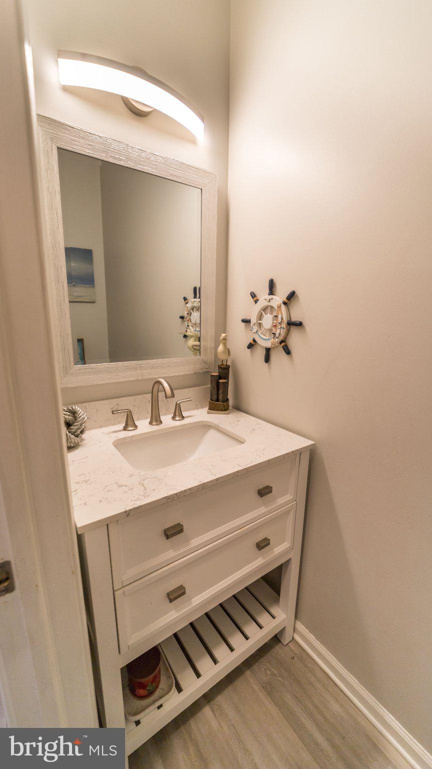 FROST HOLLOW KNOLLS - Residential