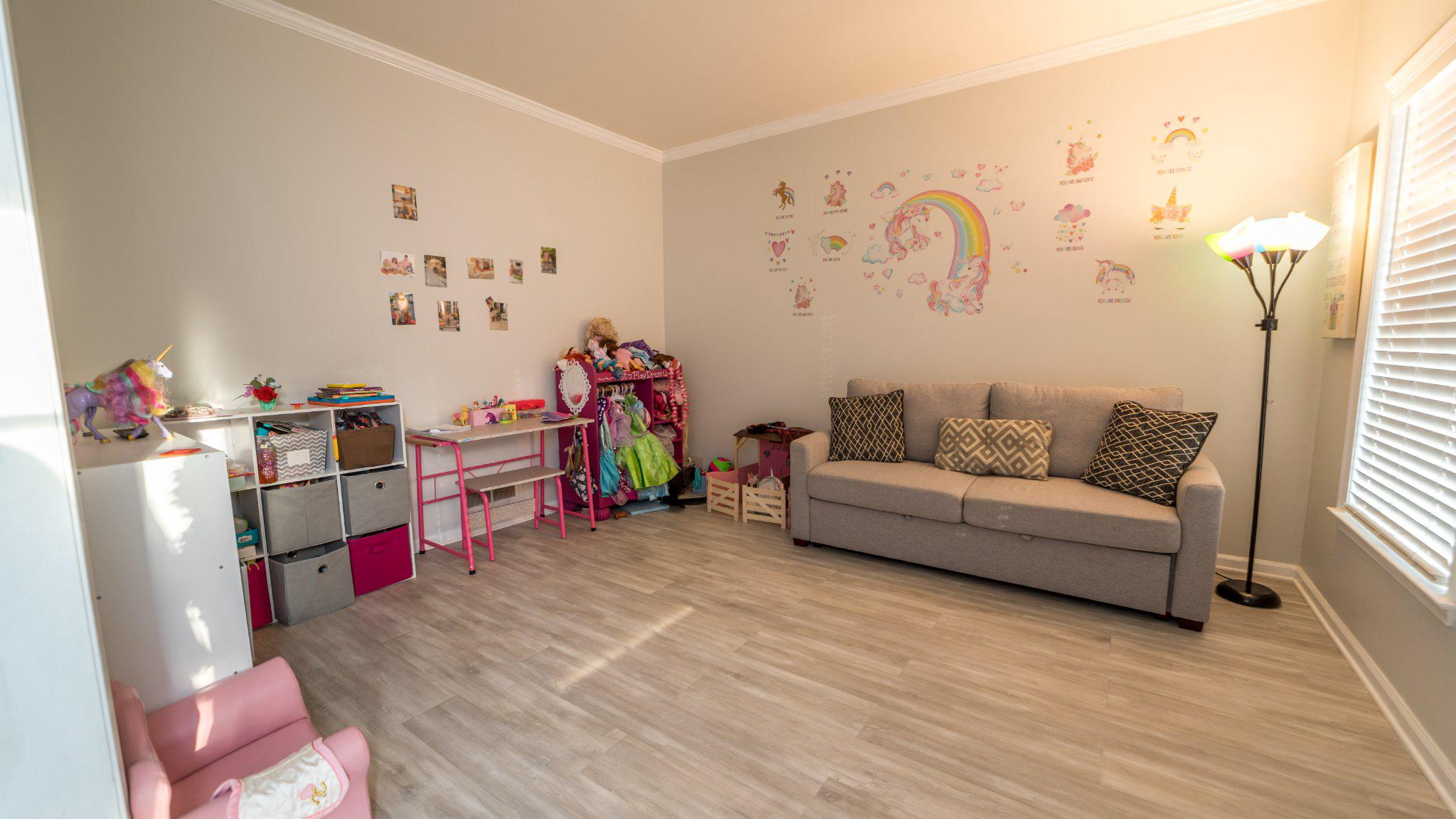 FROST HOLLOW KNOLLS - Residential