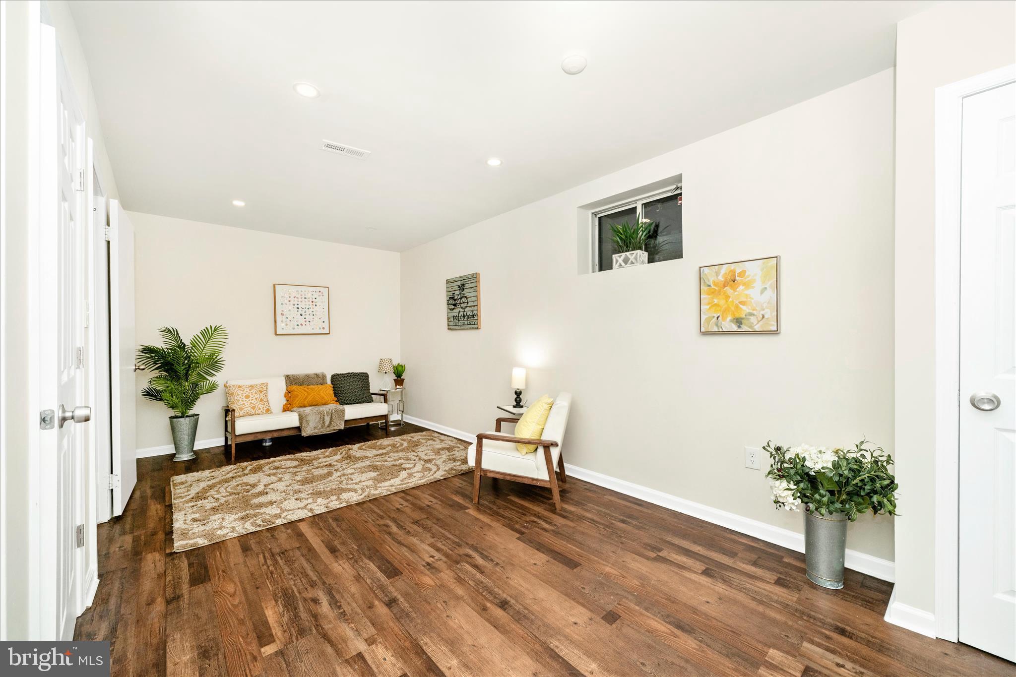 GERMANTOWN VIEW - Residential