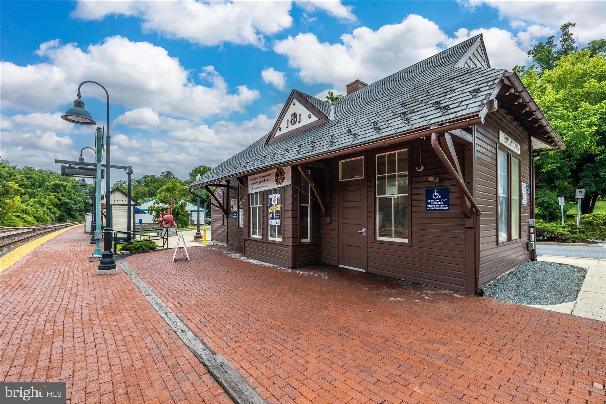 GERMANTOWN VIEW - Residential