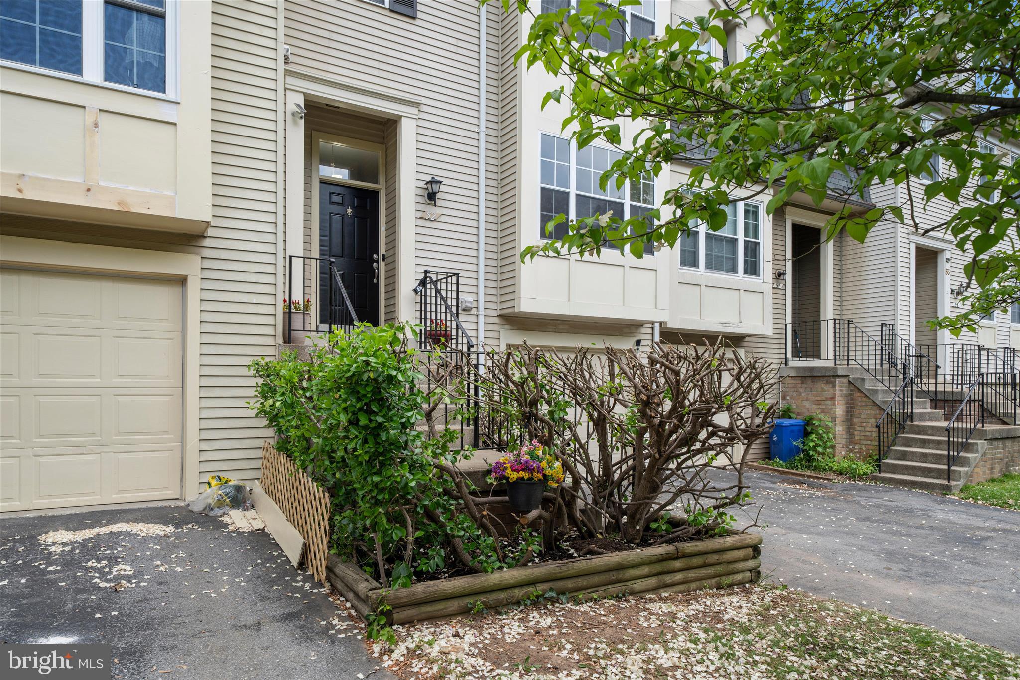 GERMANTOWN VIEW - Residential