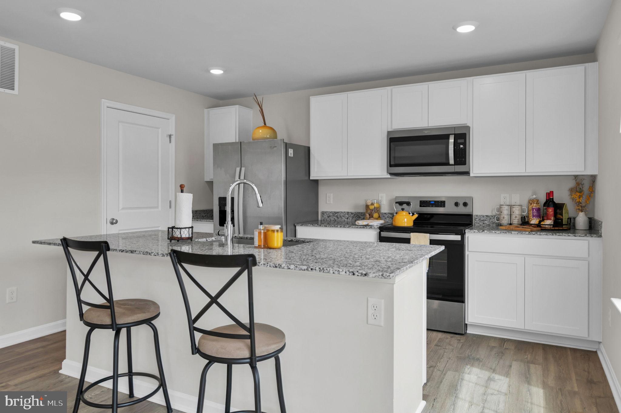 WILDERNESS SHORES - Residential