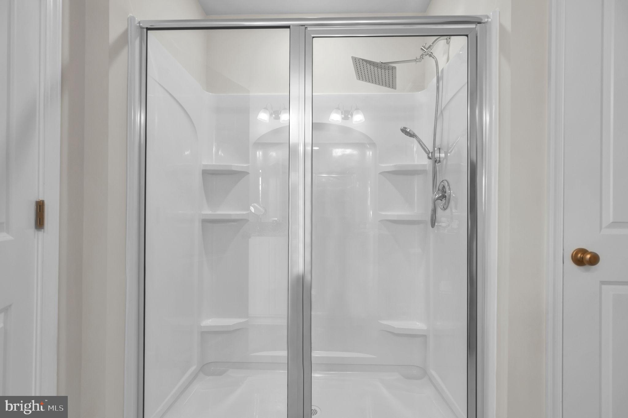 WILDERNESS SHORES - Residential