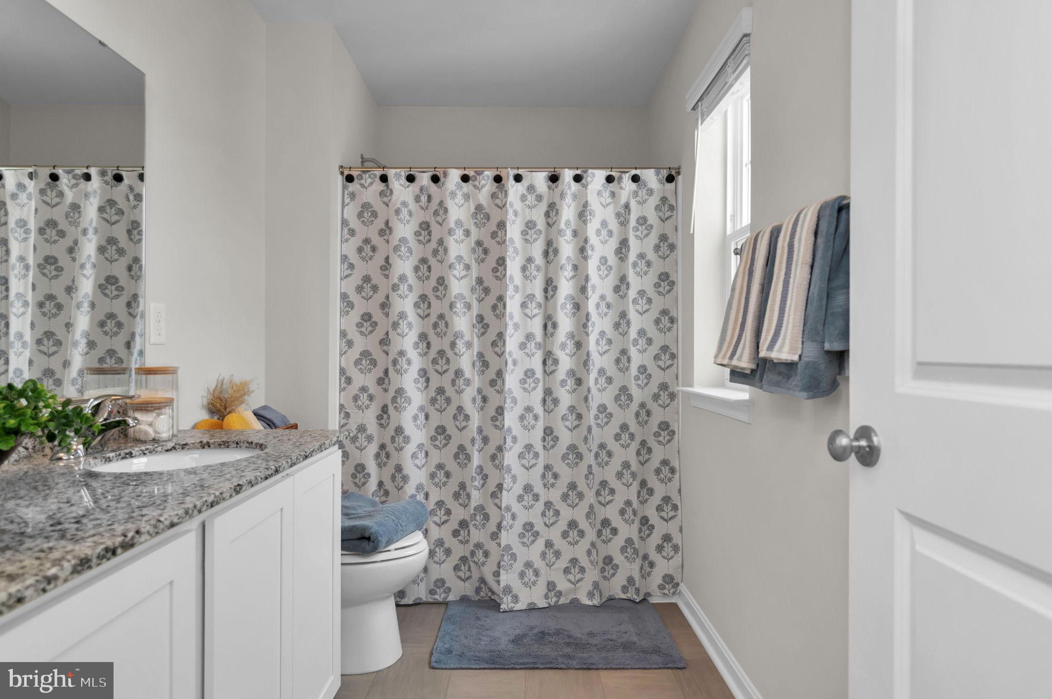 WILDERNESS SHORES - Residential