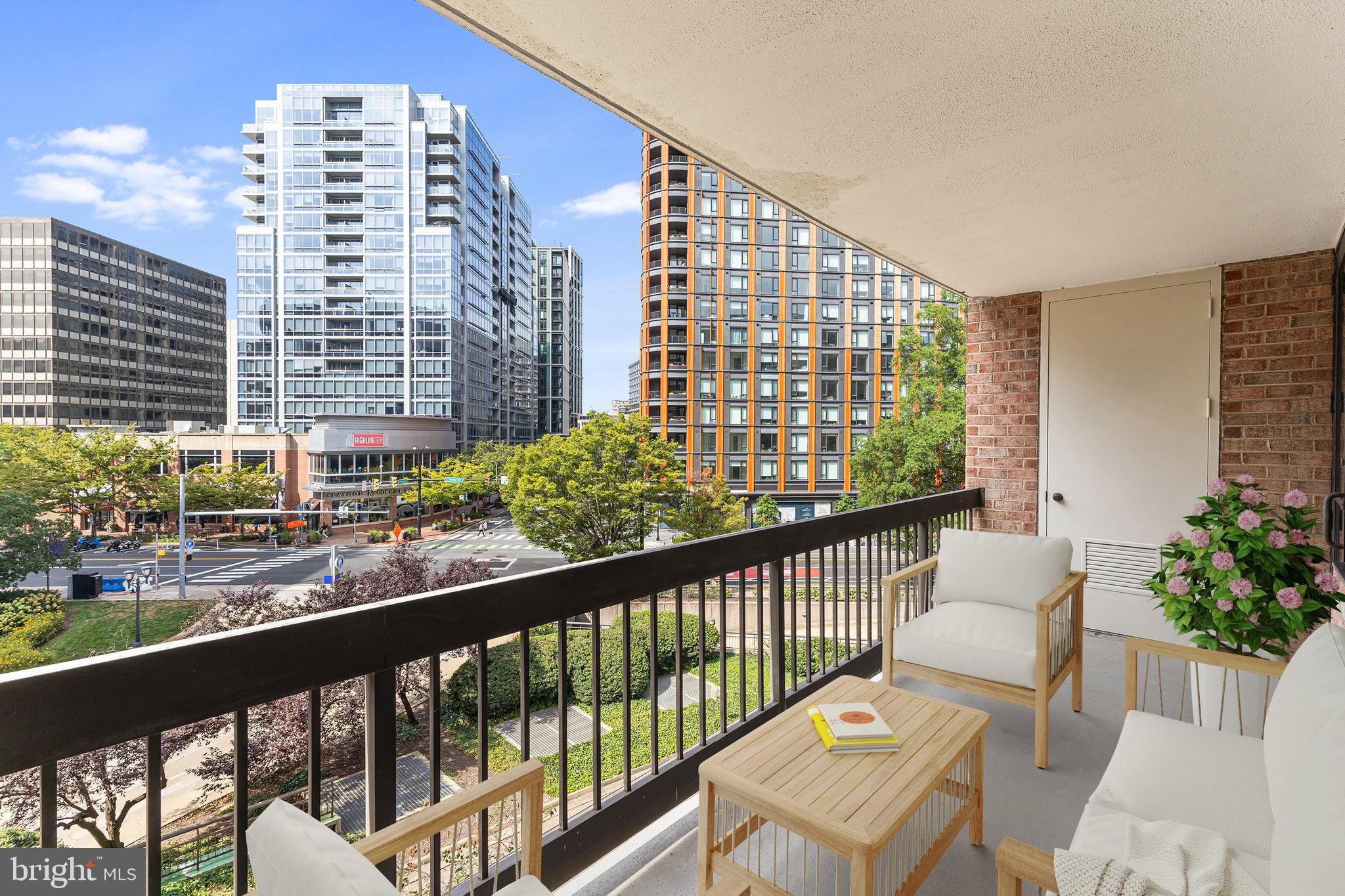 1805 CRYSTAL DRIVE 318S