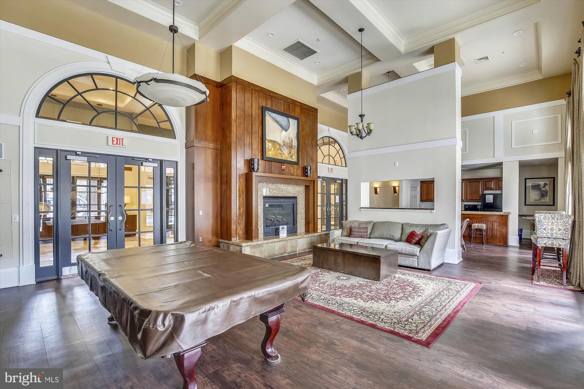 THE GROVE AT ARLINGTON - Residential