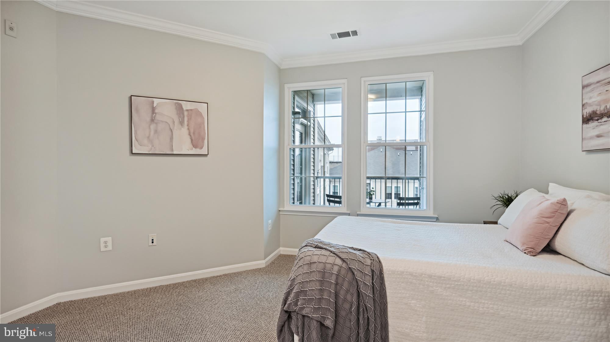 THE GROVE AT ARLINGTON - Residential