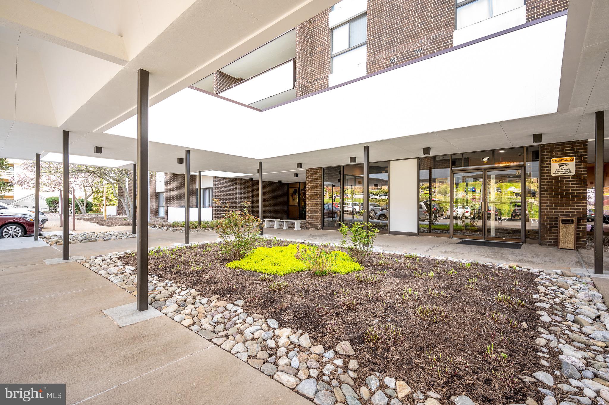 TEMPLETON OF ALEXANDRIA - Residential