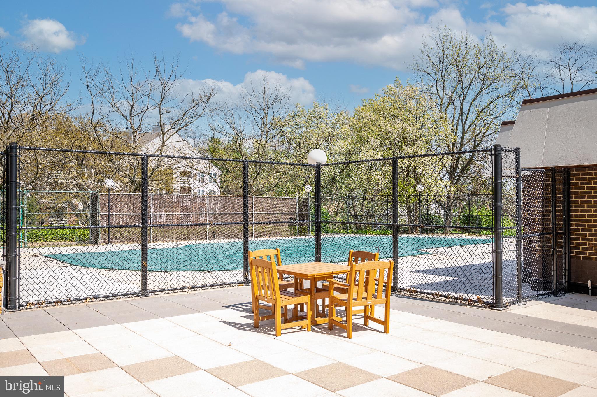 TEMPLETON OF ALEXANDRIA - Residential