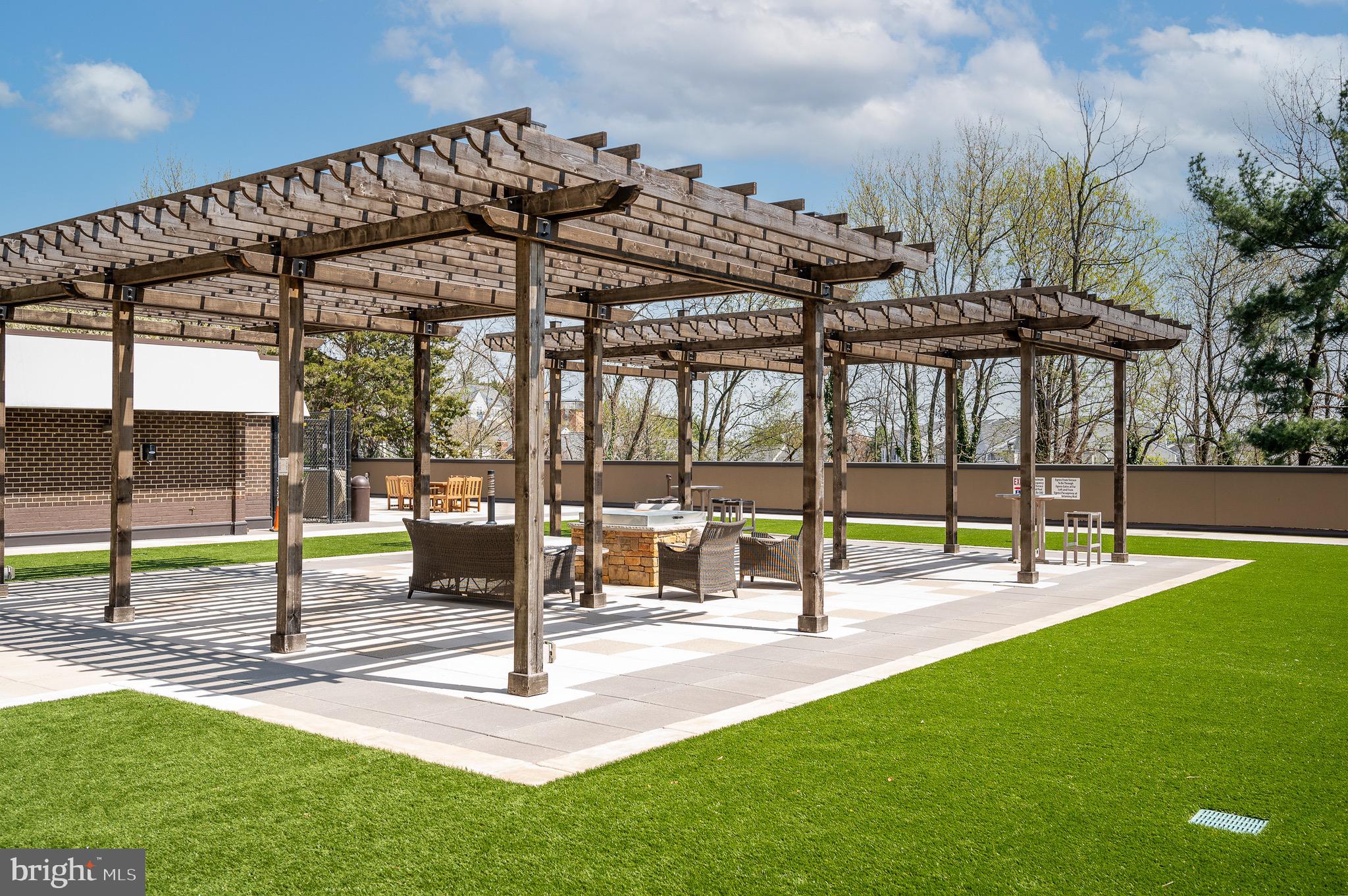 TEMPLETON OF ALEXANDRIA - Residential